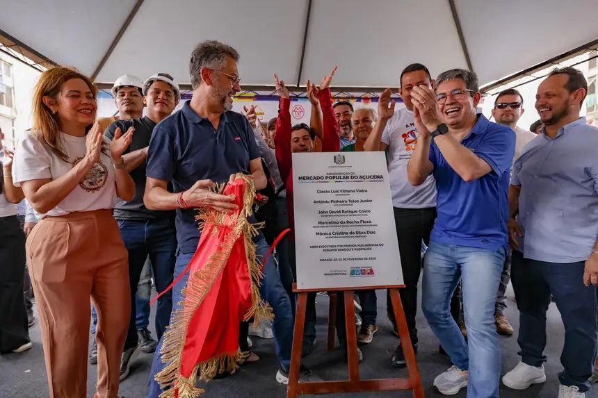 Clécio inaugura Mercado Popular do Açucena em Macapá, celebrando 8 anos
