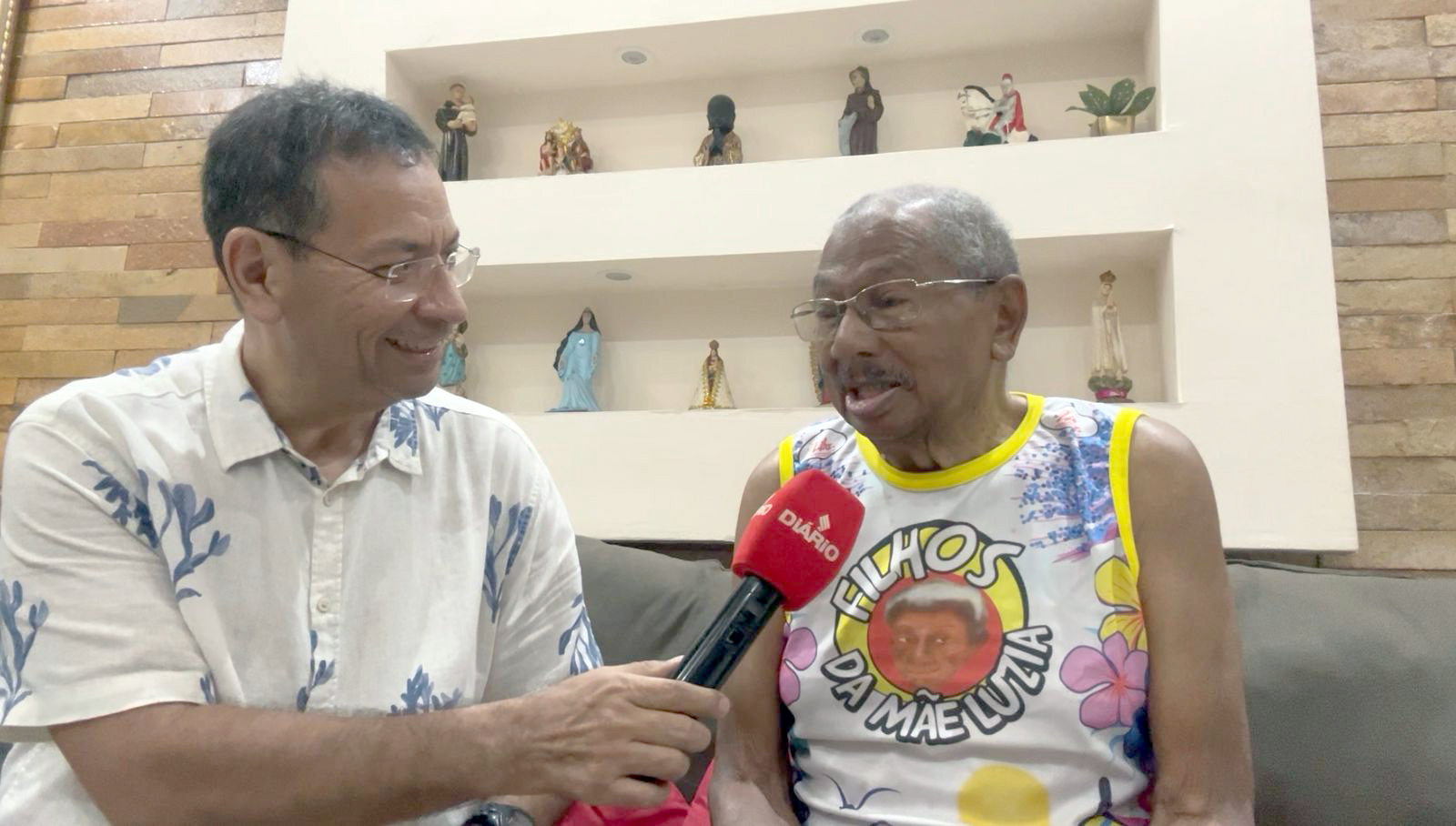 Mestre Lino celebra título do Boêmios e sua emoção no desfile