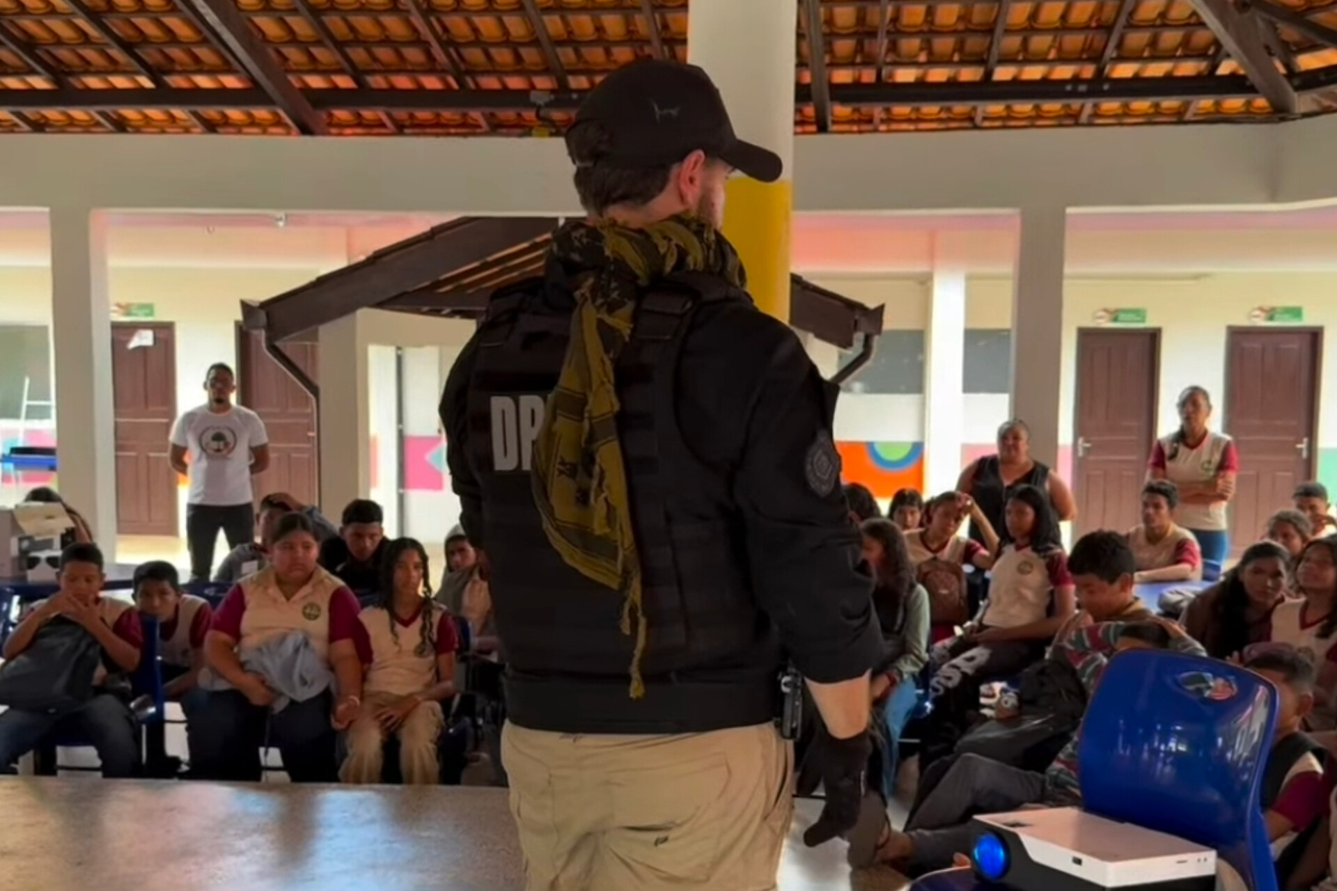 Polícia Civil realiza ação conjunta na Vila do Maracá com sucesso