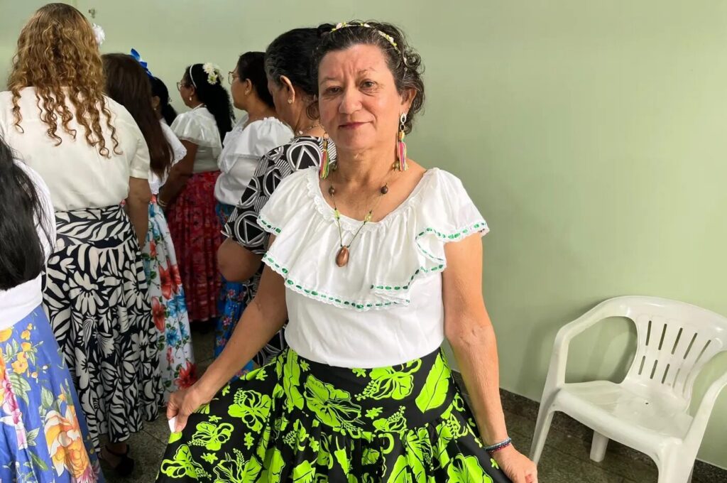 Aposentada encontra na biodança apoio para ansiedade e conexão social