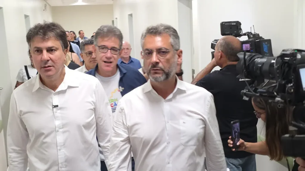 Ministro e governador visitam Hospital Universitário e IF com melhorias