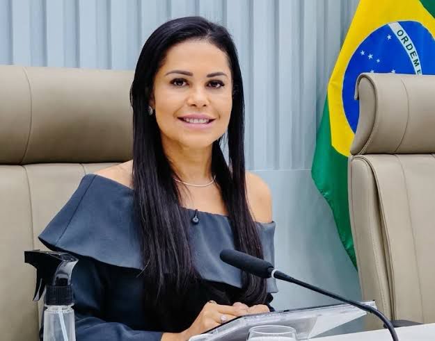 Ministro André Mendonça vota para manter cassação de Edna Auzier