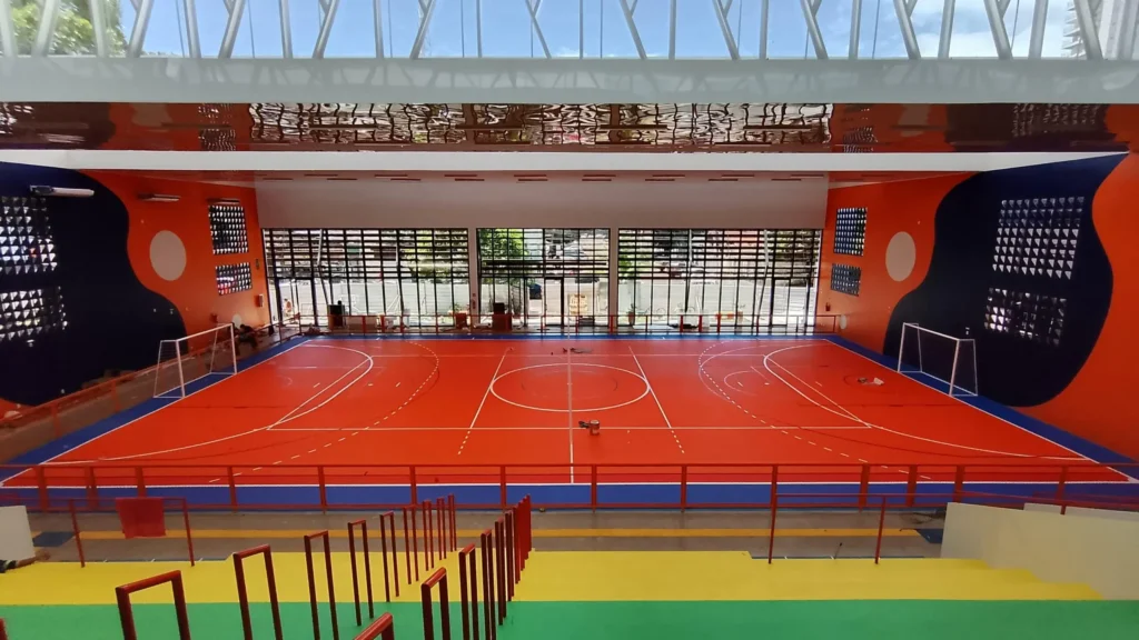Inauguração do novo Ginásio Paulo Conrado em 30 de abril