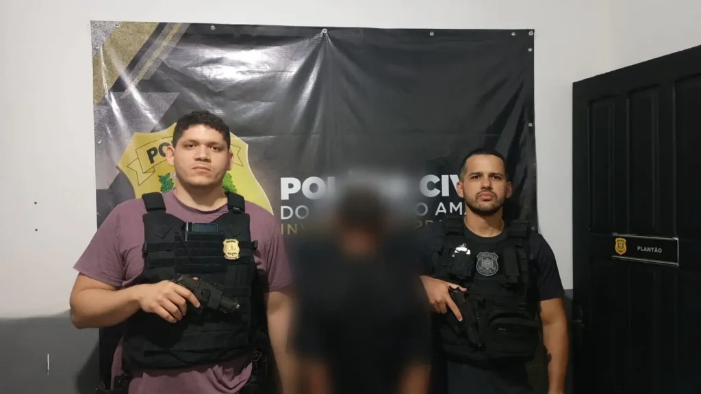 Pai é preso após esfaquear o próprio filho em tragédia familiar