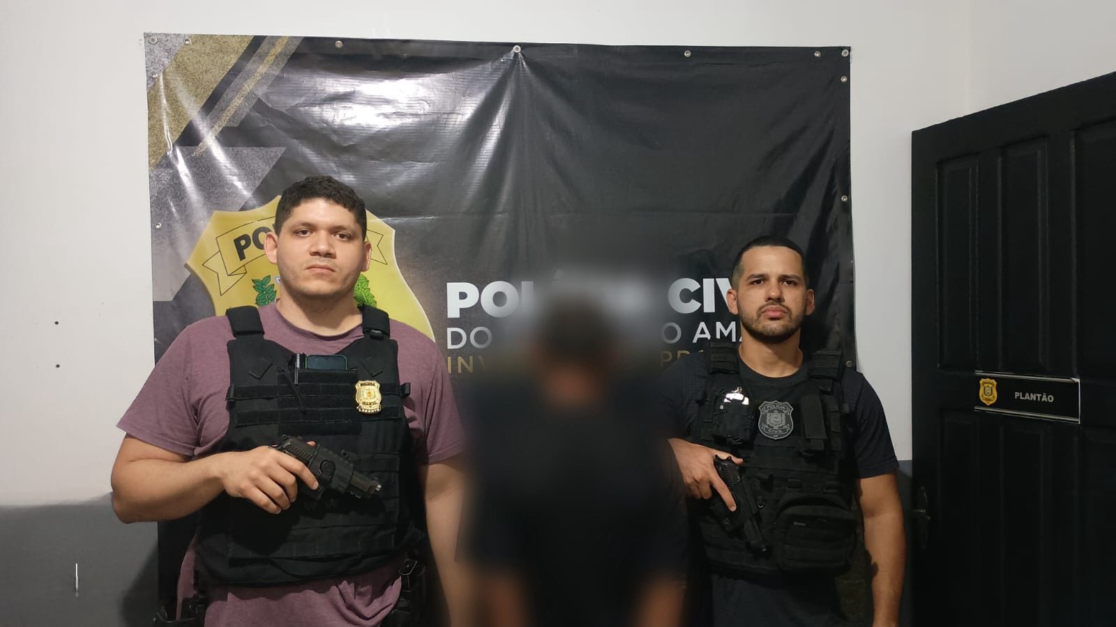 Pai é preso após esfaquear o próprio filho em tragédia familiar
