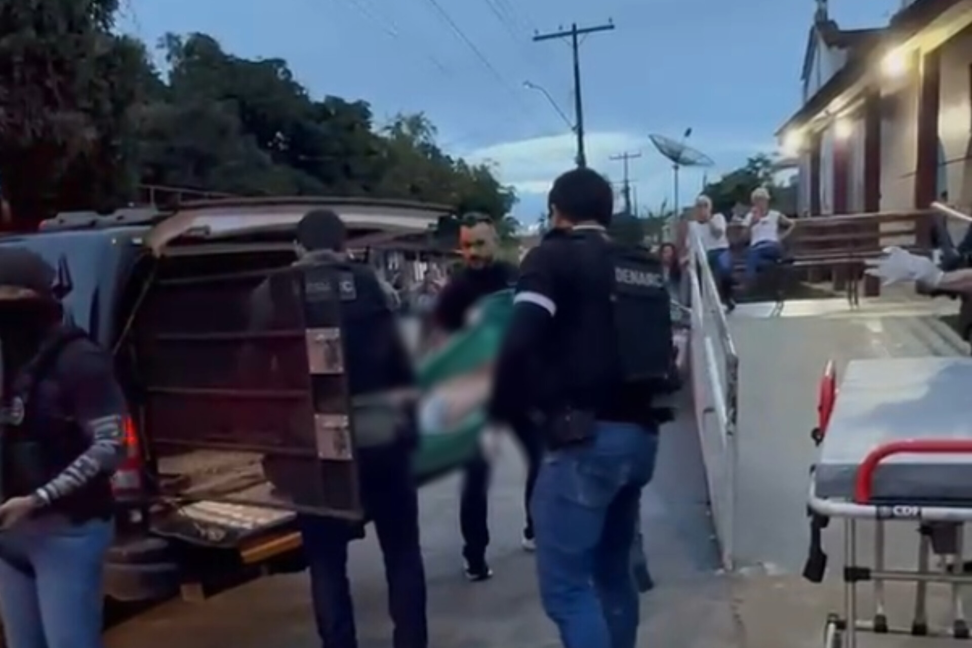 'Coreano' não se rende e enfrenta polícia em intenso confronto