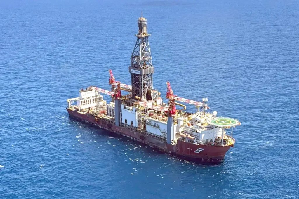 Avião e petróleo: um futuro mais sustentável para a aviação