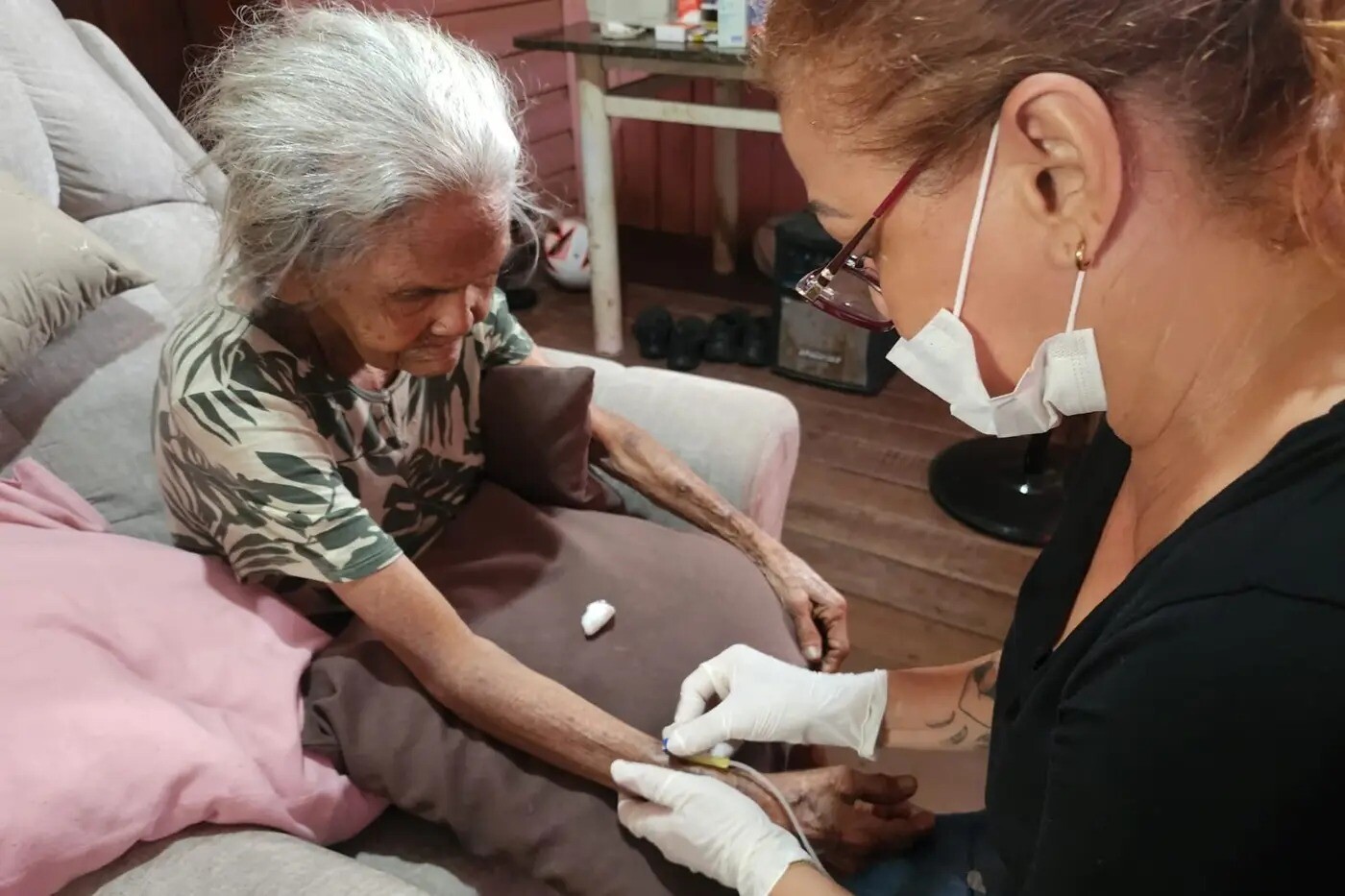 Dr. Teles: cuidado hospitalar em casa com mais de 1,2 mil atendimentos