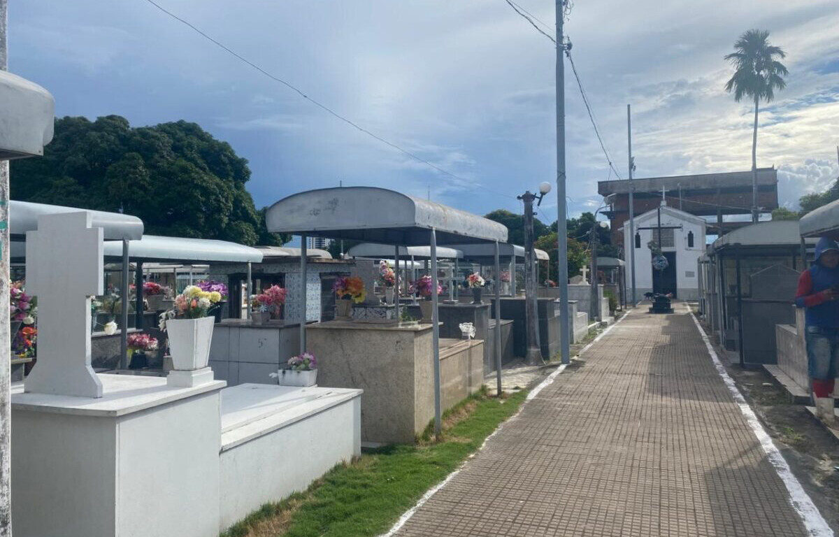 Prefeitura de Macapá conclui limpeza nos cemitérios para o Dia das Mães
