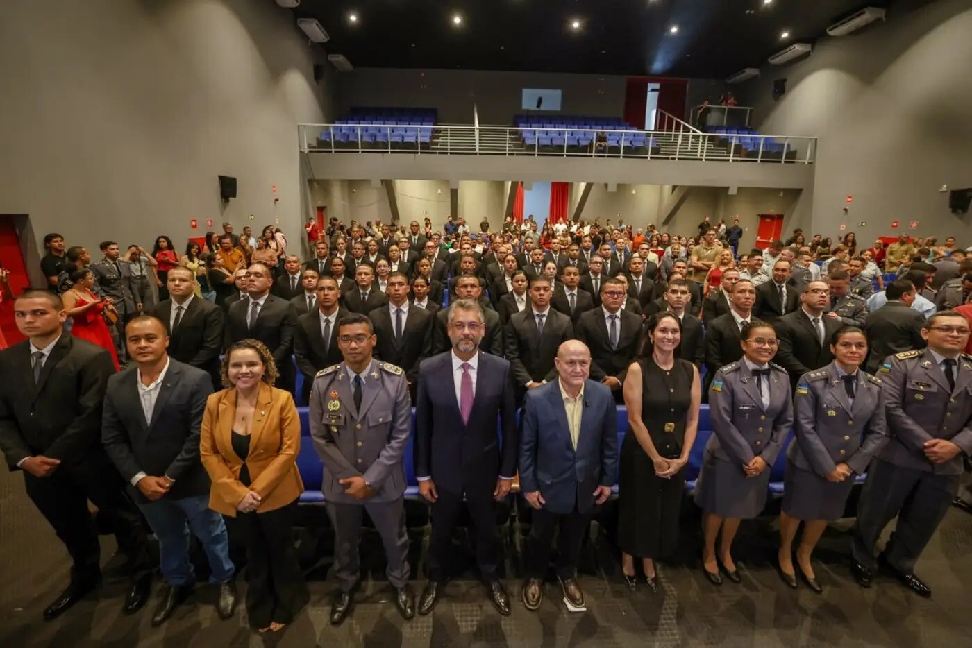 Governador Clécio abre formação histórica para cadetes da PM AP