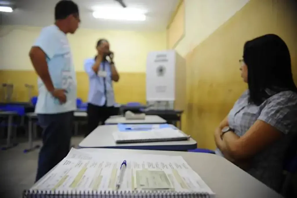 Justiça Eleitoral amapaense convoca mesários para 2026