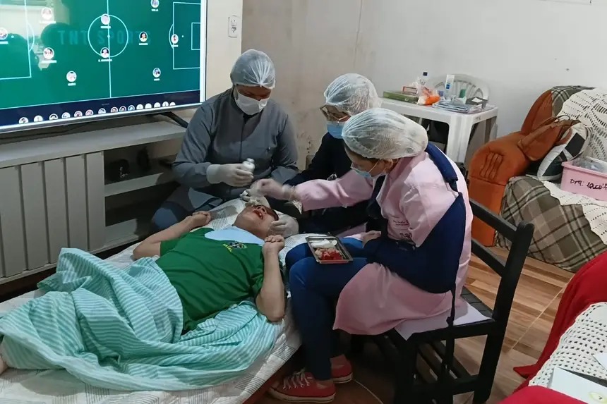Atendimento odontológico domiciliar é garantido para pacientes especiais