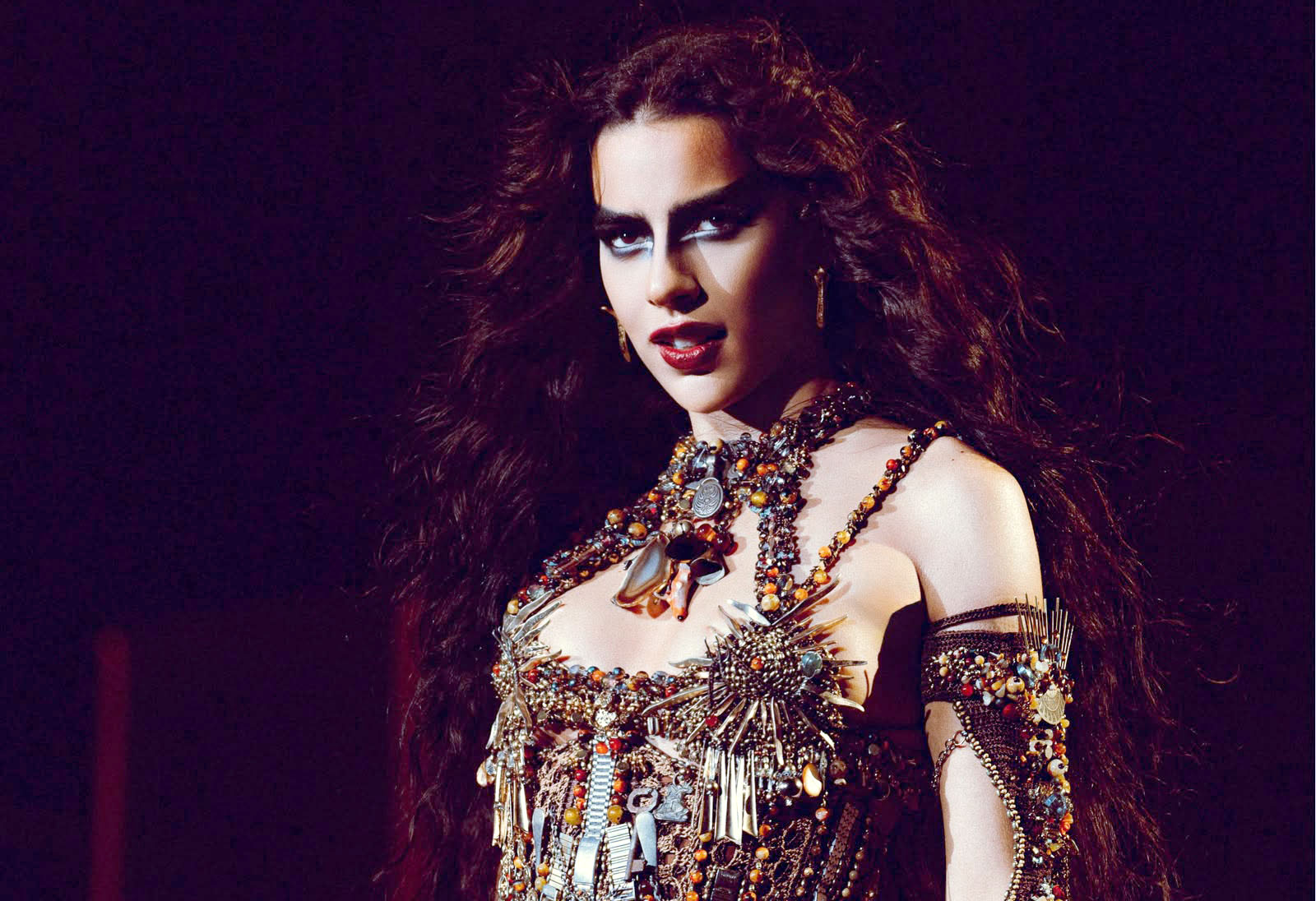 Marina Sena encerra Festival da Juventude com show em Macapá