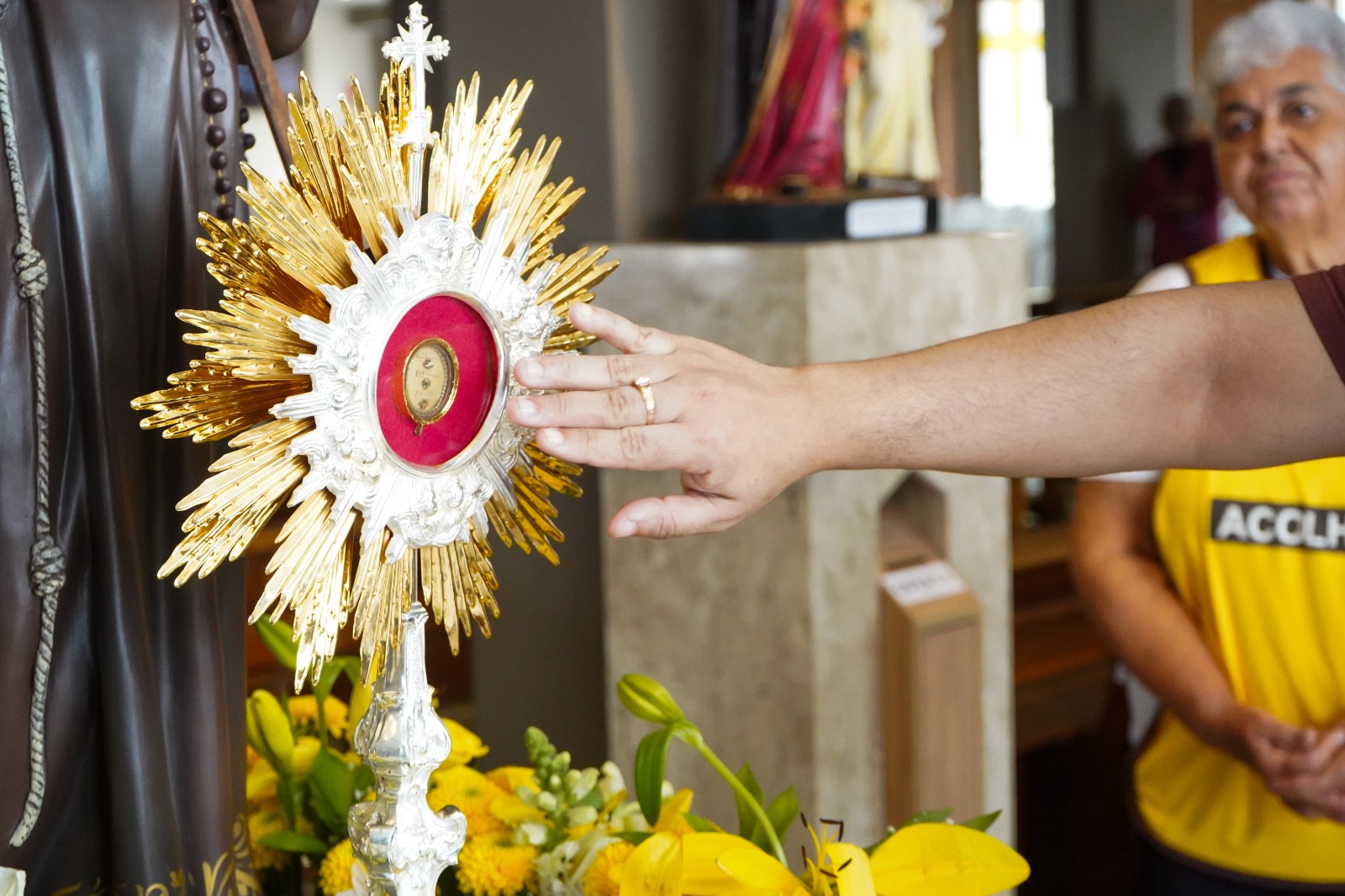 Diocese de Macapá recebe peregrinação das relíquias de fé