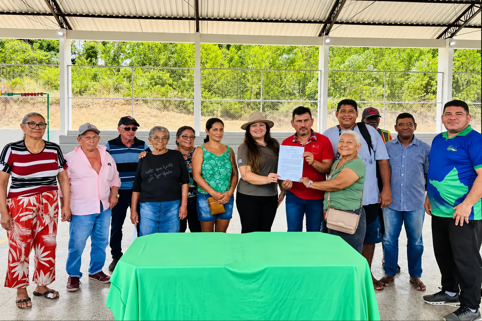 Governo do Amapá entrega equipamentos do Açaí Bot para impulsionar bioeconomia