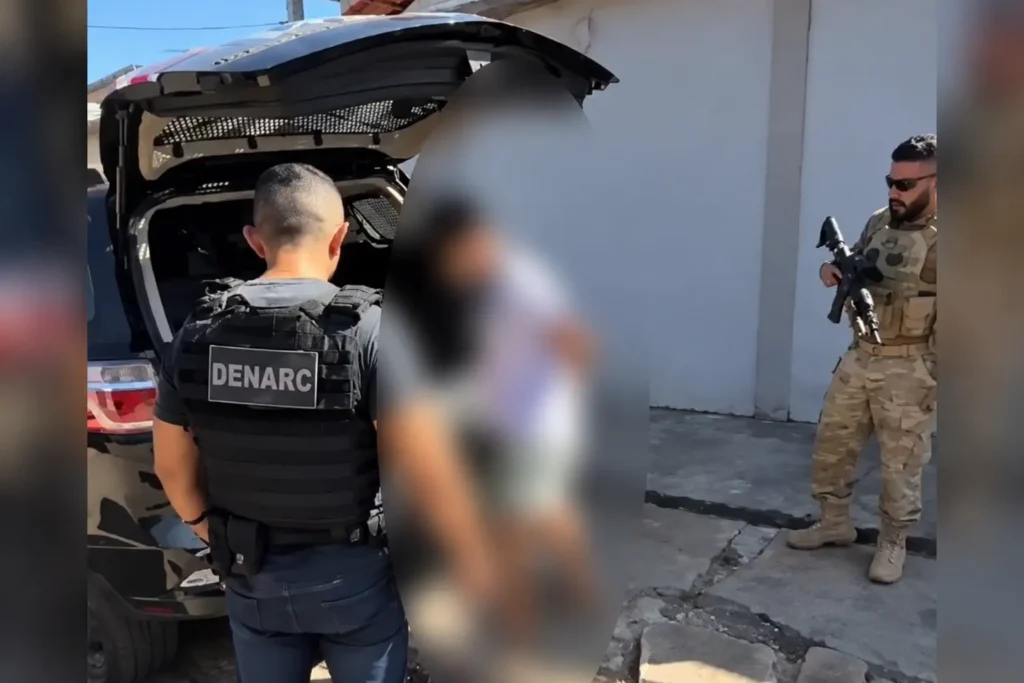Denarc prende mulher em flagrante por tráfico de drogas em ação eficaz